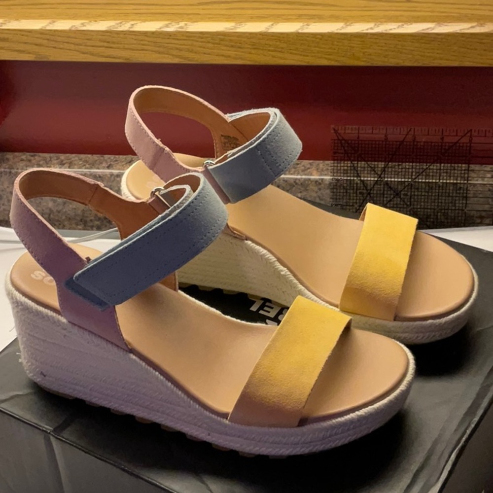 NWOB Sorel CAMERON™ Wedge Platform Sandal Color Block Faded Spark Suede